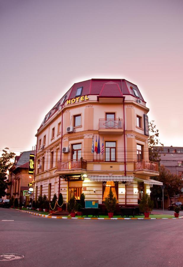 Hotel Papu Бухарест Екстер'єр фото